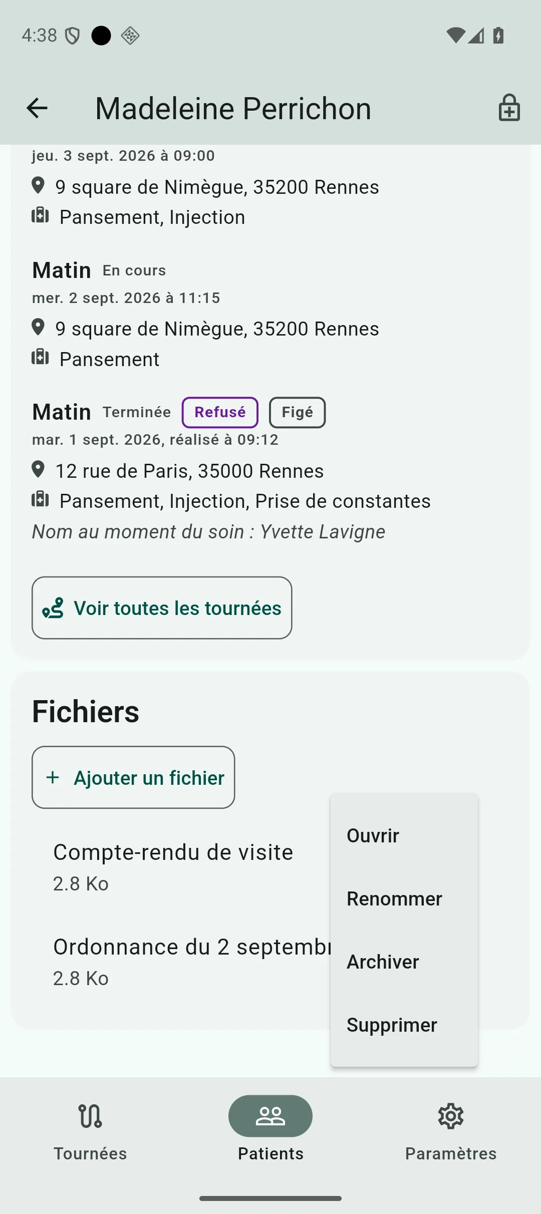 Section Fichiers d’une fiche patient, avec le menu contextuel d’un fichier ouvert sur ses quatre actions