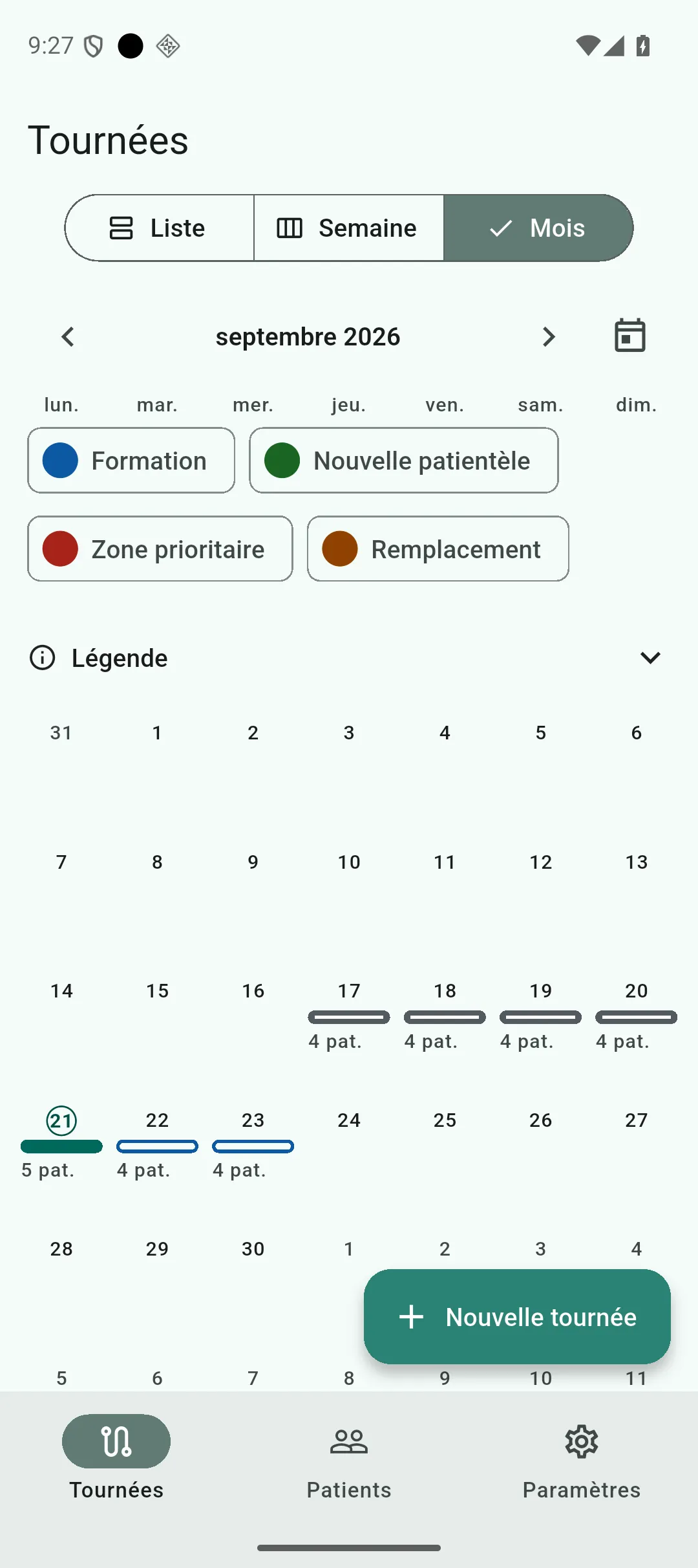Grille mois, cerclant aujourd’hui, avec des barres pleines et des barres en creux selon l’état de chaque tournée