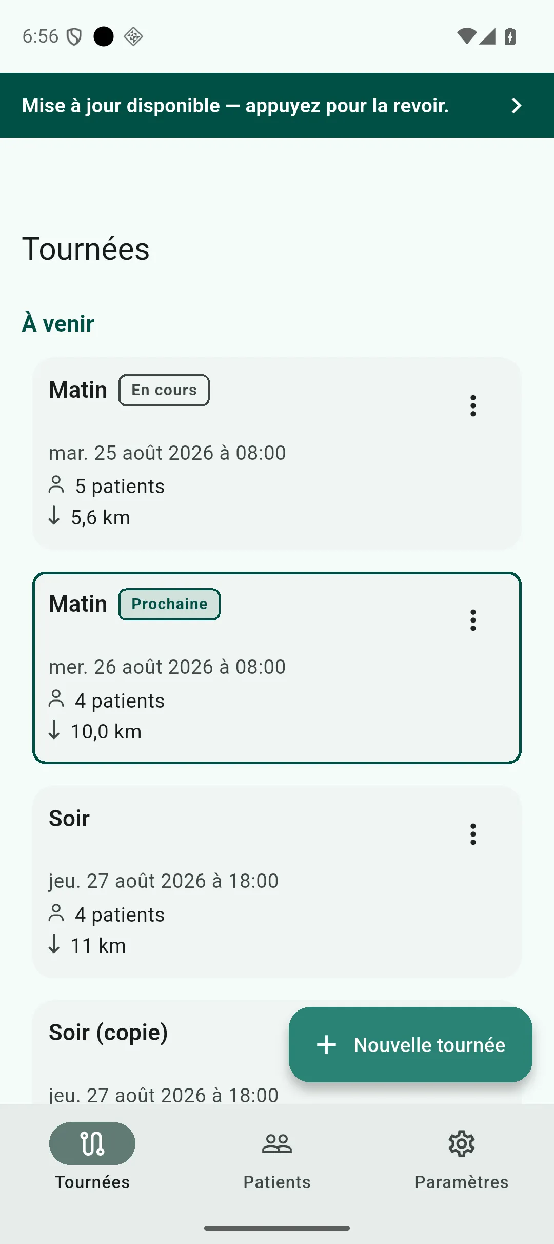 Bandeau vert « Mise à jour disponible » en haut de l’écran des tournées